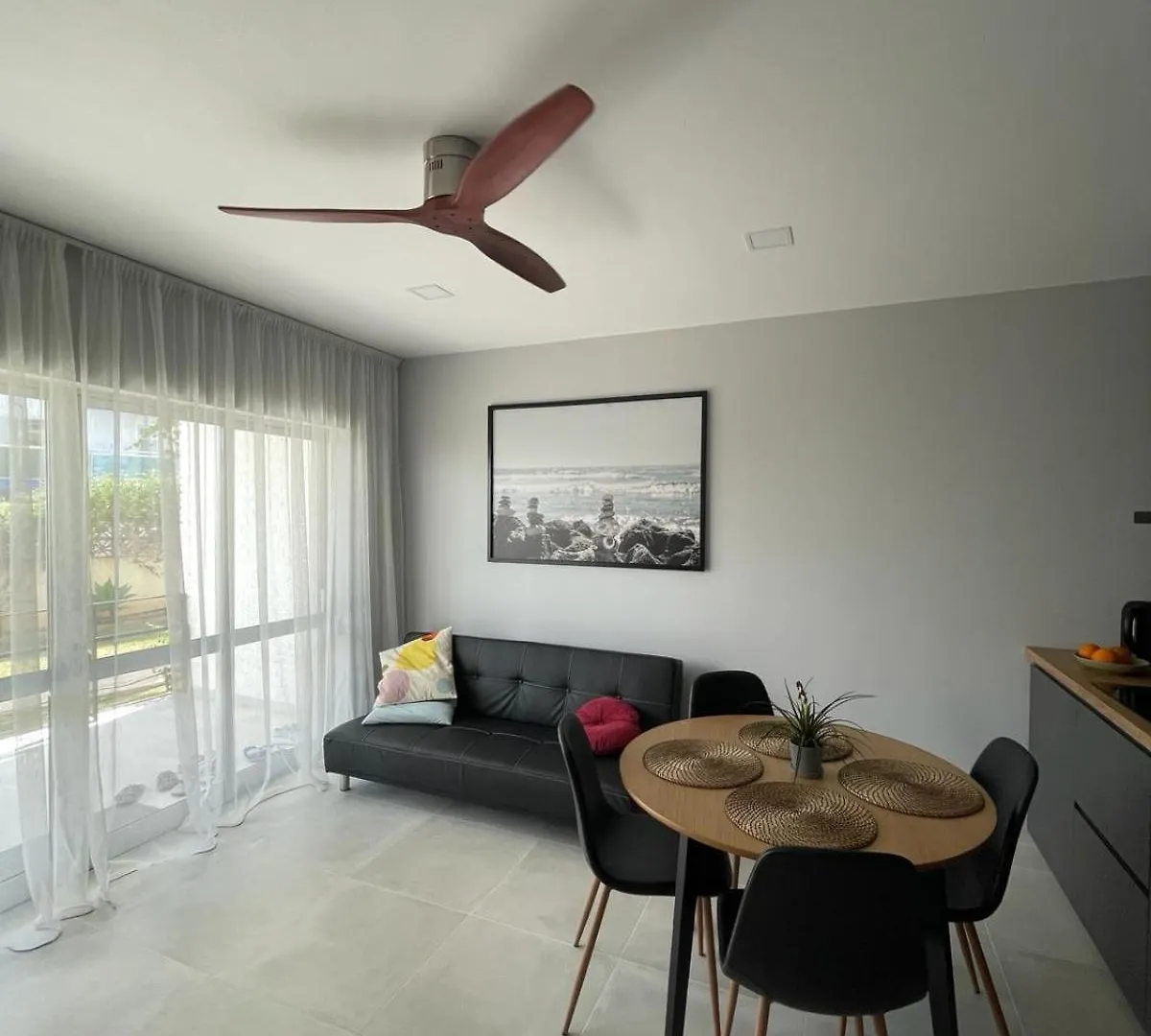 Apartment Love 베날마데나코스타